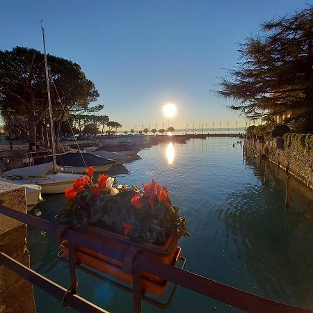 Il Nido Del Cigno Apartamento Sirmione Exterior foto